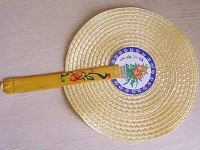 中国传统工艺品扇子——麦秆扇